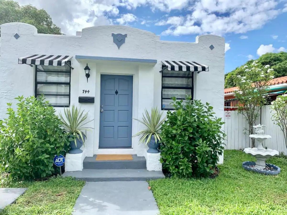 Homestay Cozy Private Room, Near The Airport - Free Parking - 02 Miami